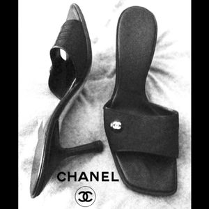 Vintage Chanel black Jacquard  slides EU 39/ US 9